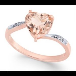 Morganite and Dimond Ring size 7 Beautiful
